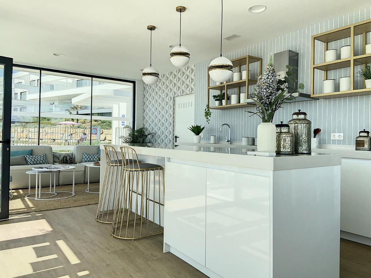 Via Celere 2330 Sea View Apartment Casares Eksteriør bilde